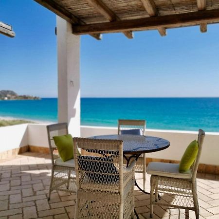 Апартаменты Beachfront House Geremeas Sardegna Экстерьер фото