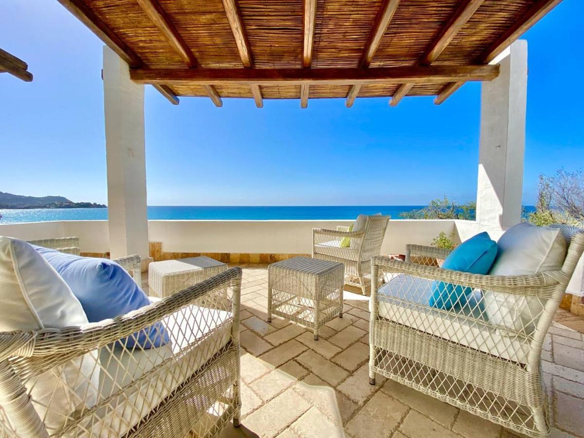 Апартаменты Beachfront House Geremeas Sardegna Экстерьер фото